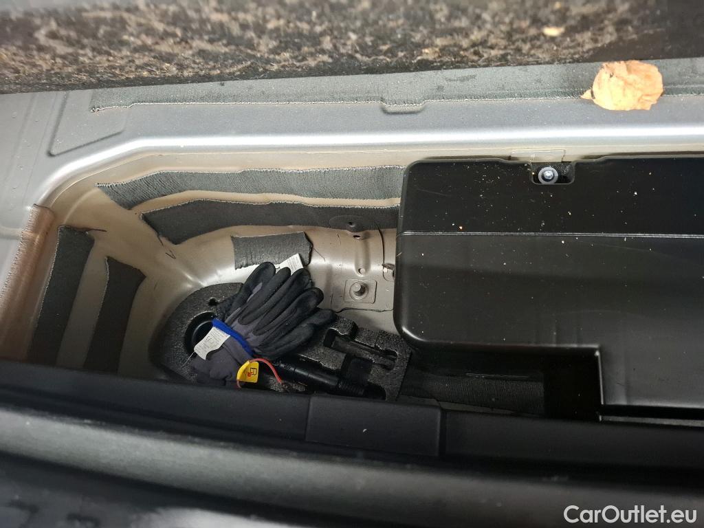  Audi  Q4 E-Tron  Sportback 40 e-tron Design Luxe 82kWh BVA #15