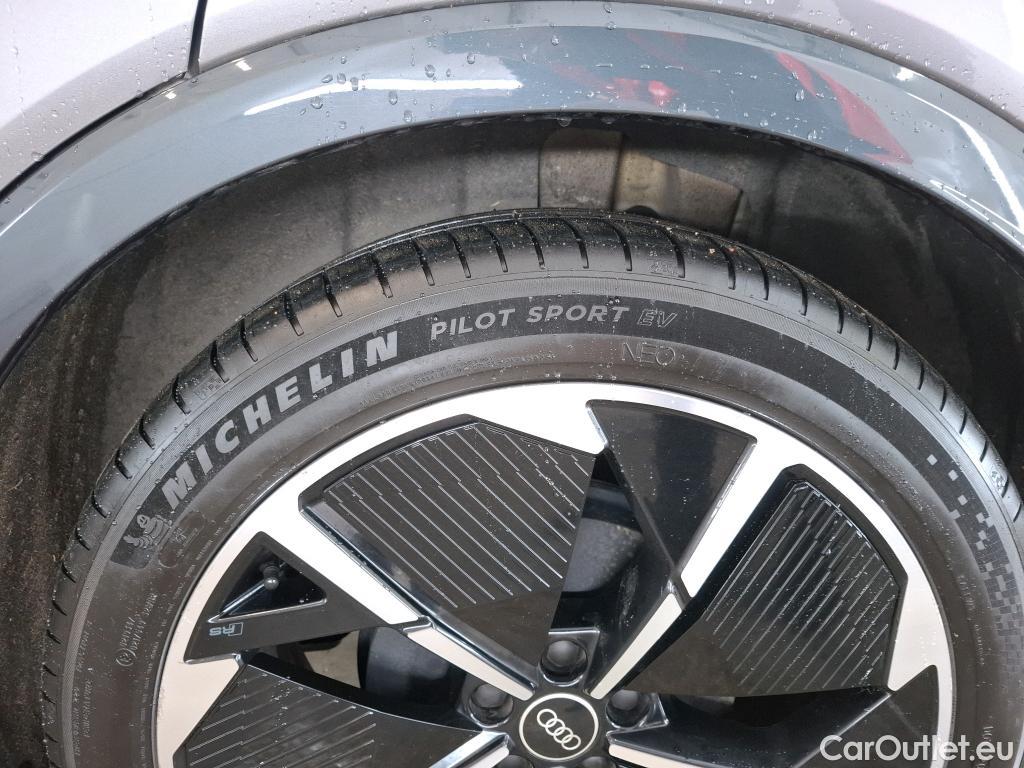  Audi  Q4 E-Tron  Sportback 40 e-tron Design Luxe 82kWh BVA #16