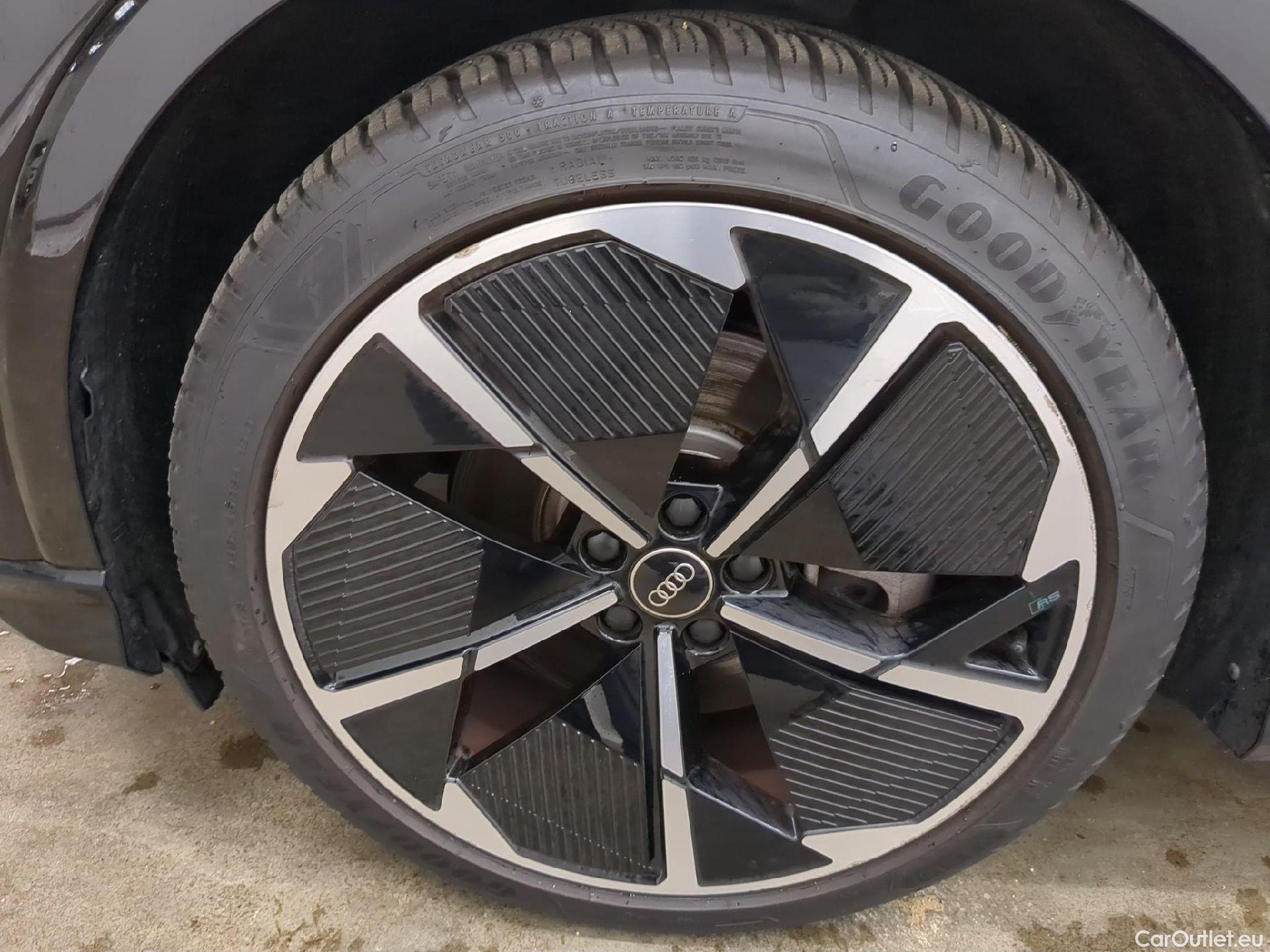  Audi  Q4 E-Tron Q4 Sportback 50 e-tron S line quattro 82kWh BVA #7