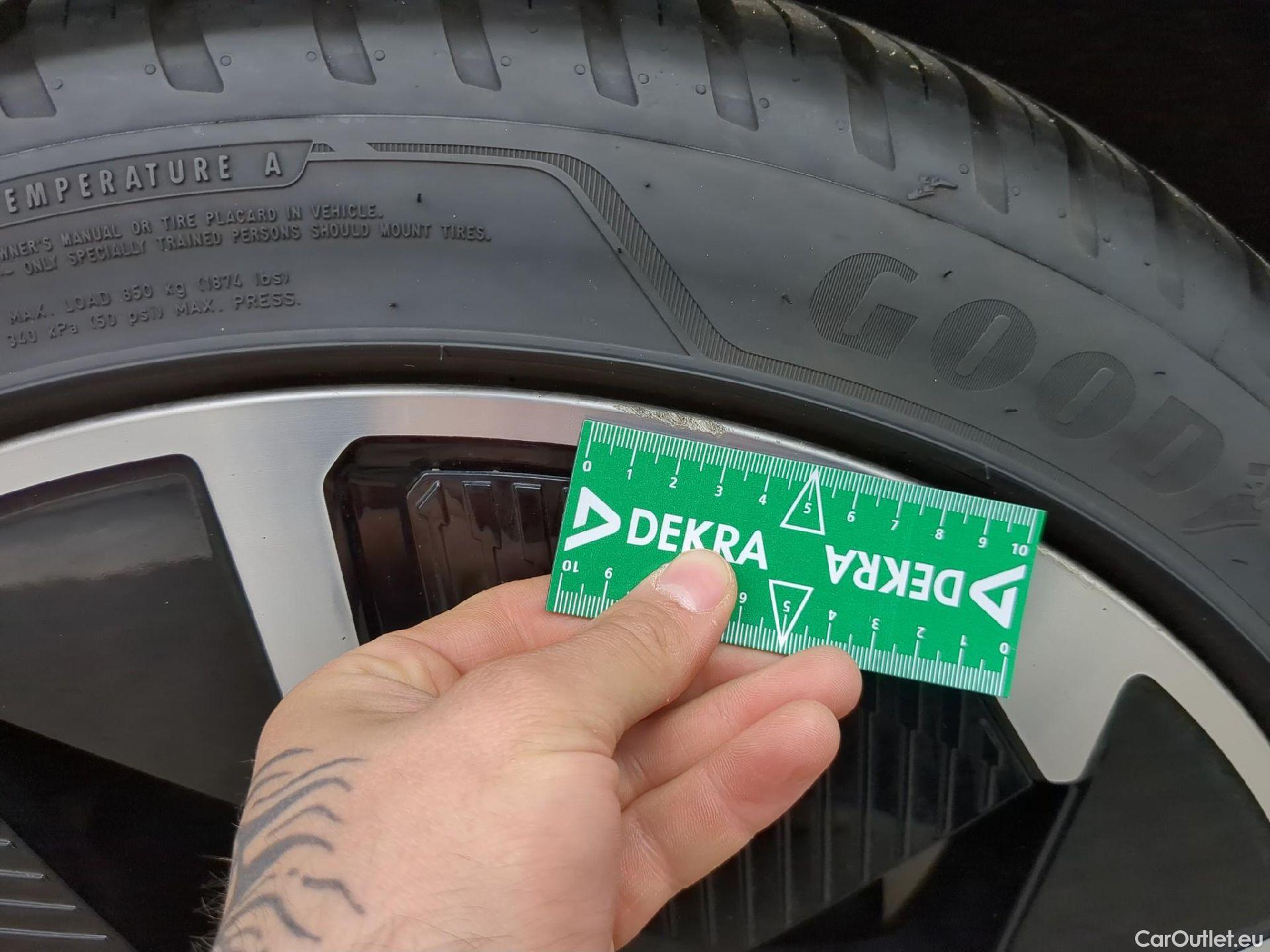  Audi  Q4 E-Tron Q4 Sportback 50 e-tron S line quattro 82kWh BVA #12