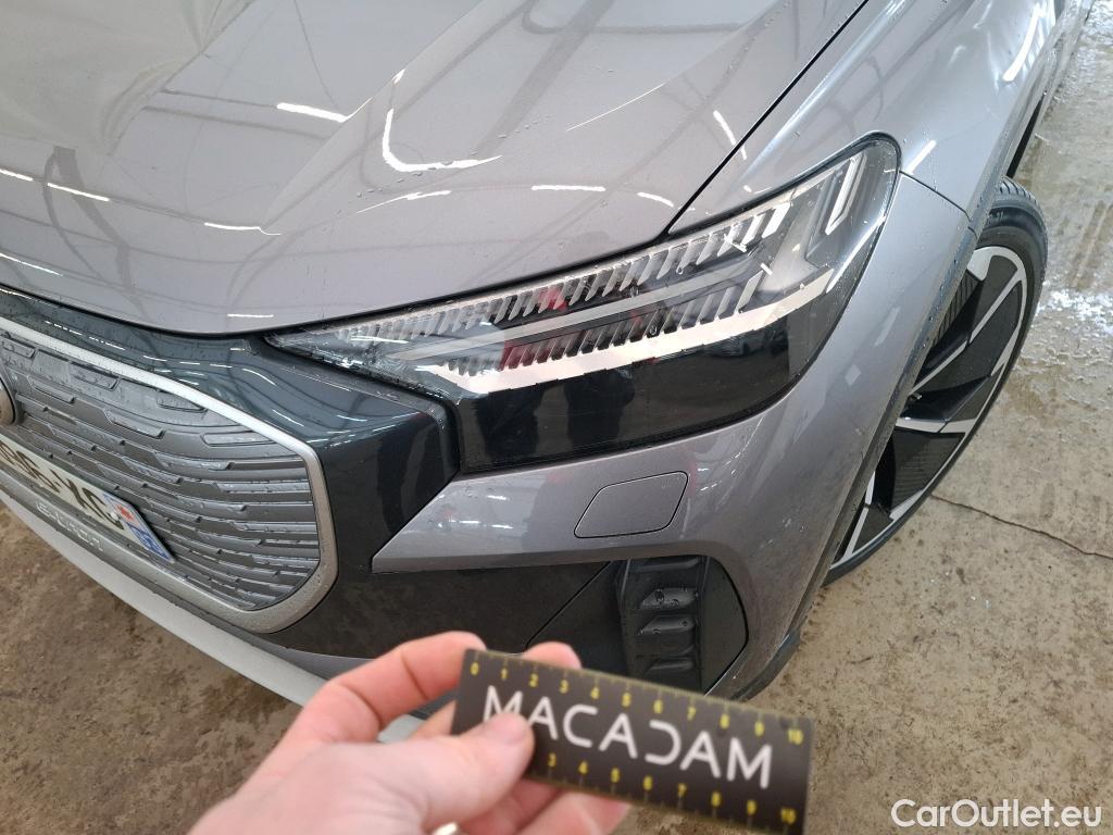  Audi  Q4 E-Tron  Sportback 40 e-tron Design Luxe 82kWh BVA #24