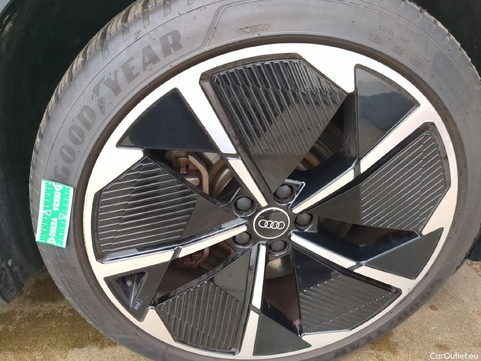  Audi  Q4 E-Tron Q4 Sportback 50 e-tron S line quattro 82kWh BVA #3