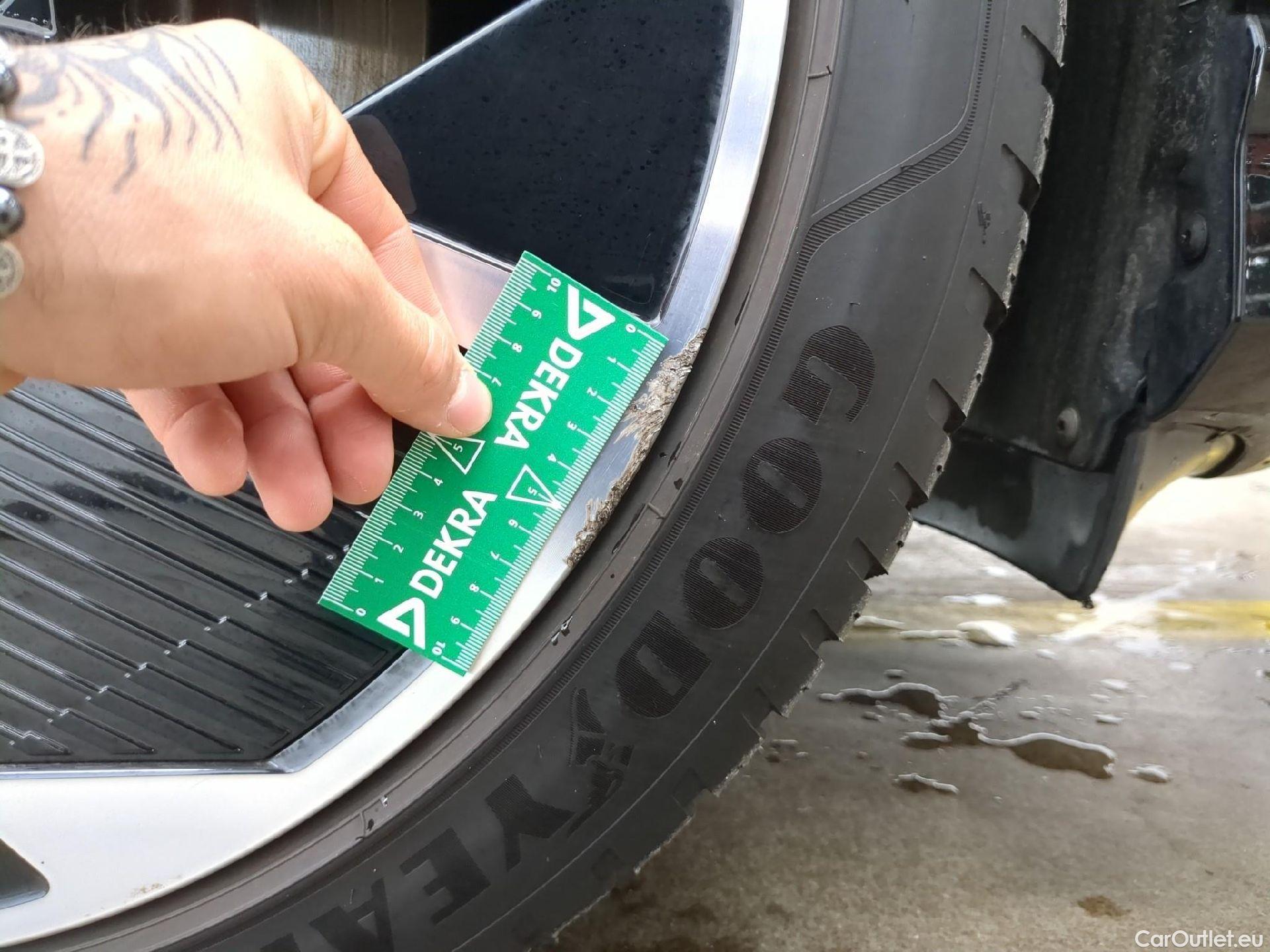  Audi  Q4 E-Tron Q4 Sportback 50 e-tron S line quattro 82kWh BVA #6