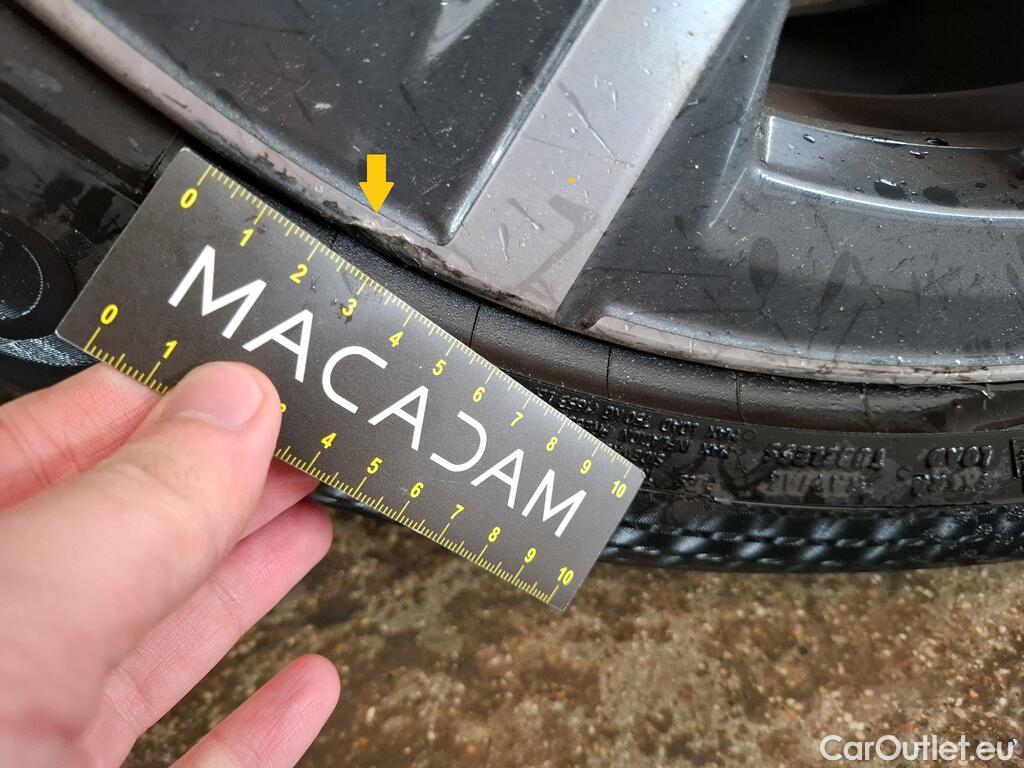  Bmw  Serie 3 BMW Série 3 Touring / 2019 / 5P / Break 320e 204ch Business Design BVA8 Hybride #11