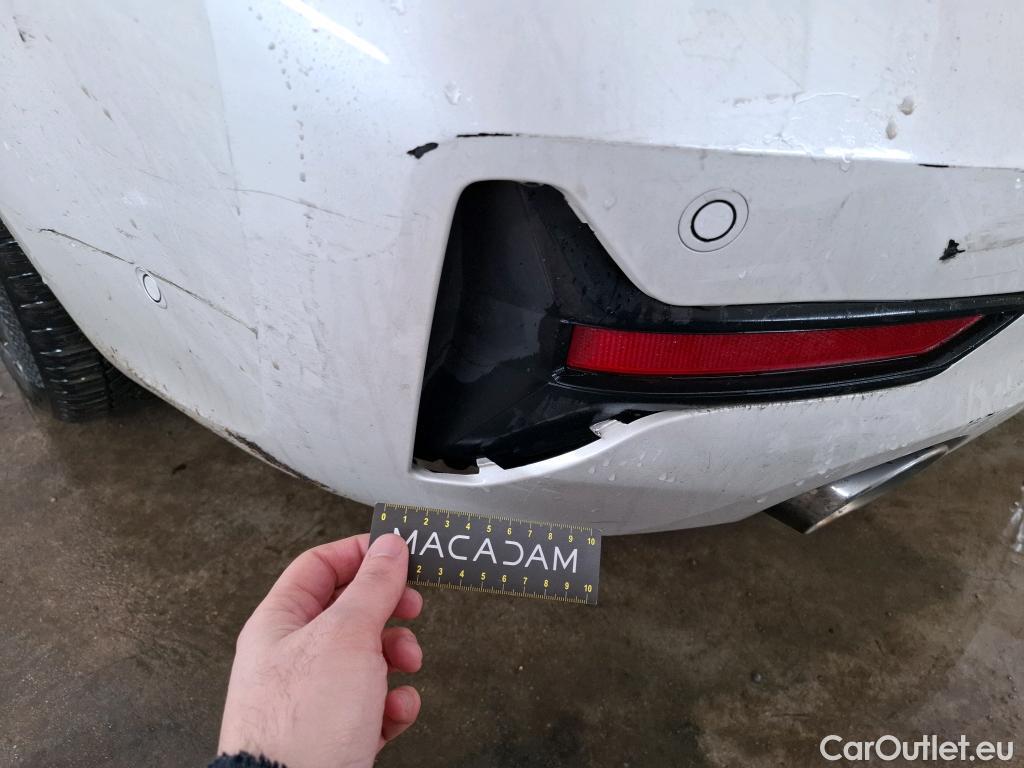  Bmw  Serie 3 BMW Série 3 Touring / 2019 / 5P / Break 320e 204ch Business Design BVA8 Hybride #44