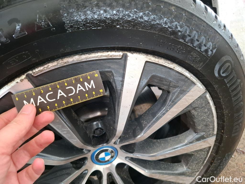  Bmw  Serie 3 BMW Série 3 Touring / 2019 / 5P / Break 320e 204ch Business Design BVA8 Hybride #27