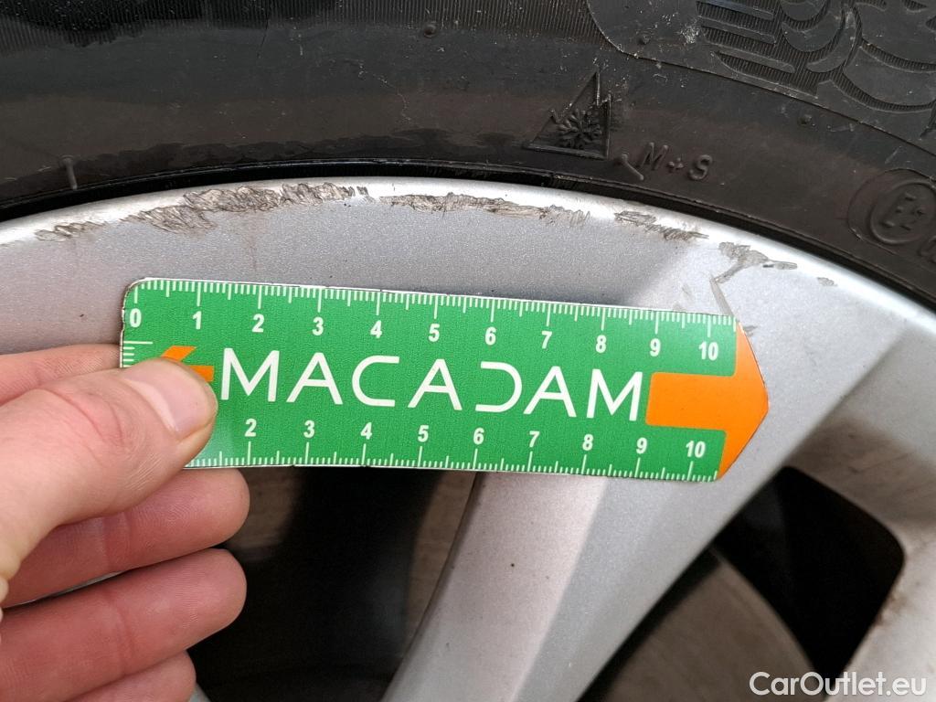  Bmw  Serie 2 BMW  Active Tourer  2018  5P  monospace 225xe Business Design Auto #12