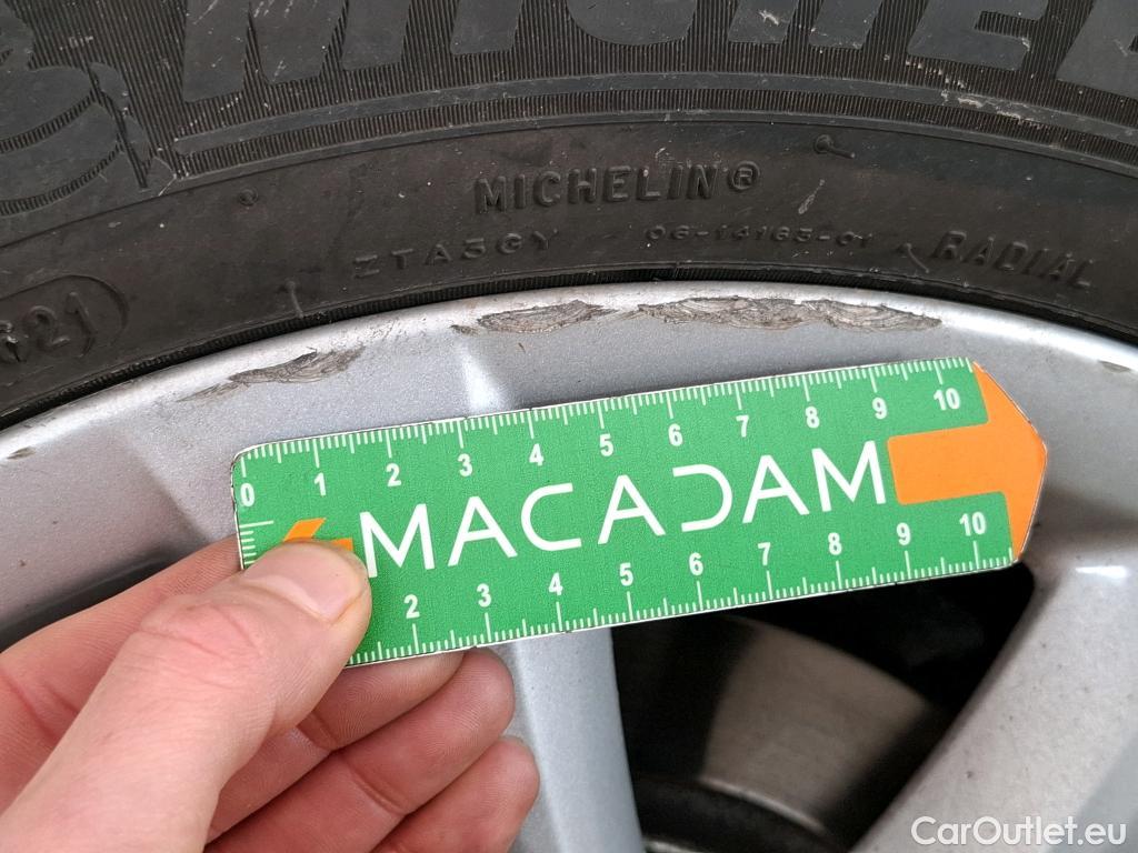  Bmw  Serie 2 BMW  Active Tourer  2018  5P  monospace 225xe Business Design Auto #18