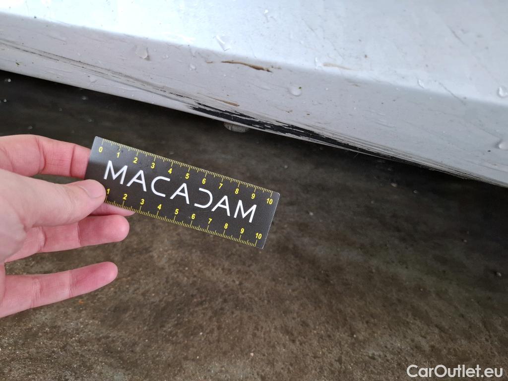  Bmw  Serie 3 BMW Série 3 Touring / 2019 / 5P / Break 320e 204ch Business Design BVA8 Hybride #21