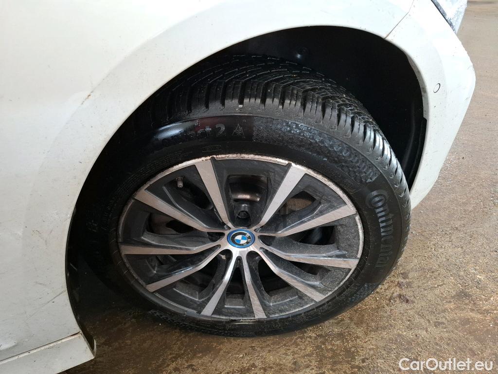  Bmw  Serie 3 BMW Série 3 Touring / 2019 / 5P / Break 320e 204ch Business Design BVA8 Hybride #25