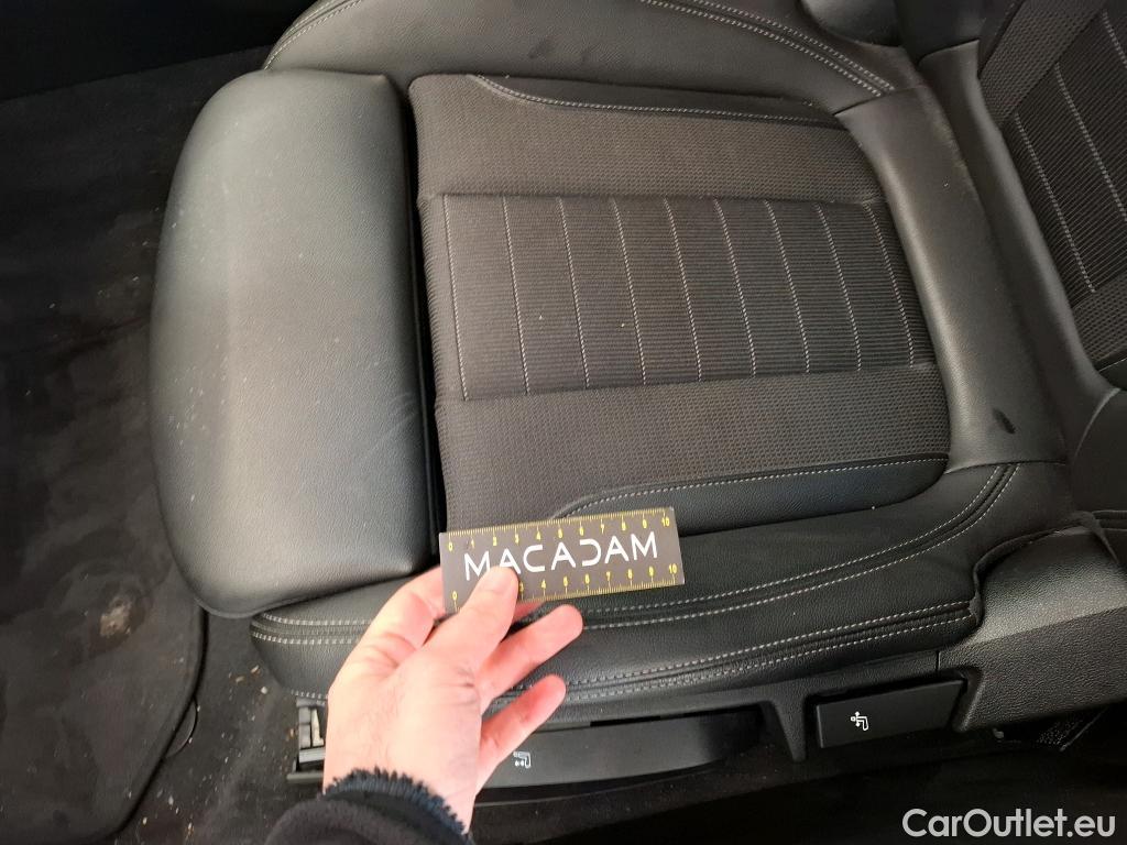  Bmw  Serie 3 BMW Série 3 Touring / 2019 / 5P / Break 320e 204ch Business Design BVA8 Hybride #32