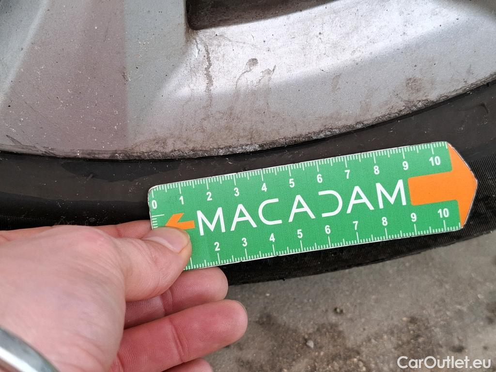  Bmw  Serie 2 BMW  Active Tourer  2018  5P  monospace 225xe Business Design Auto #15