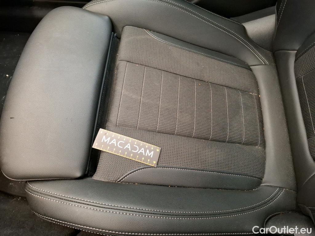  Bmw  Serie 3 BMW Série 3 Touring / 2019 / 5P / Break 320e 204ch Business Design BVA8 Hybride #31