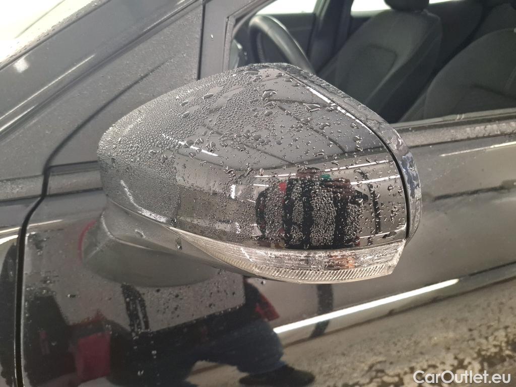  Ford  Puma FORD  / 2019 / 5P / SUV 1.0 EcoBoost Hybrid 155(mHEV) TITANIUM B #48