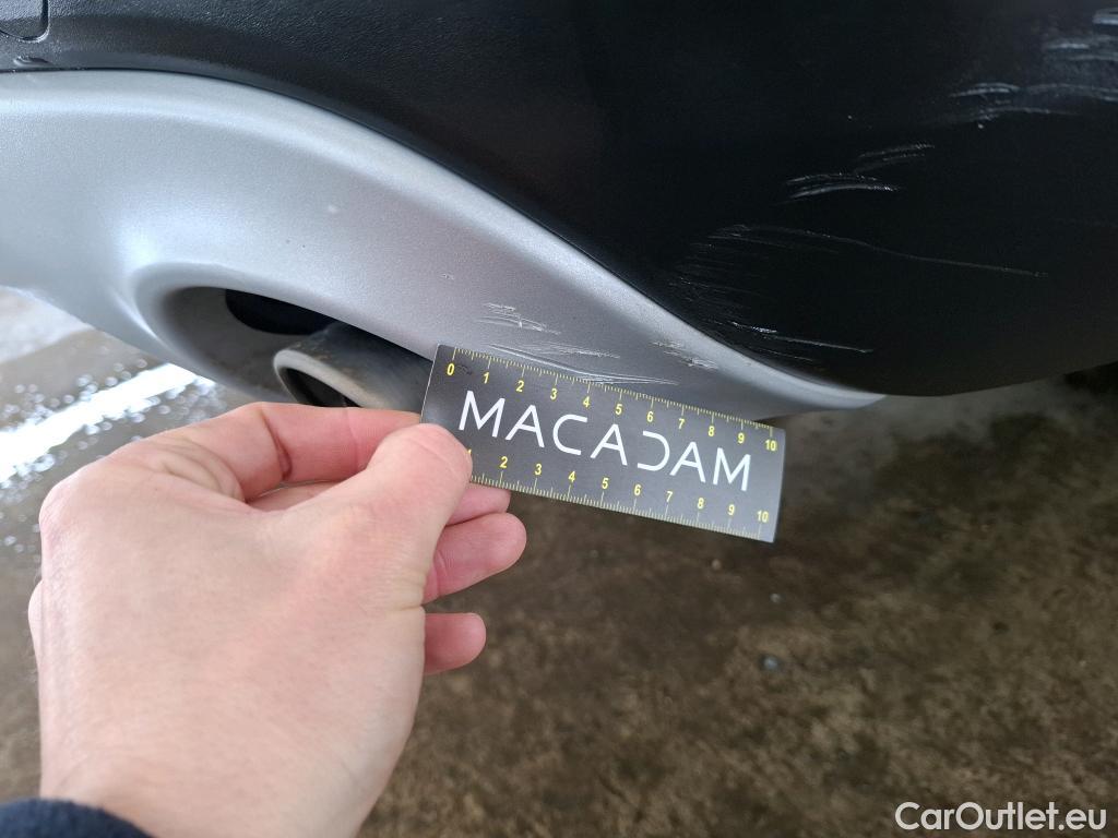  Ford  Kuga FORD  / 2019 / 5P / SUV 2.5 Dur 225 hybrid PHEV Pshift Titanium #9