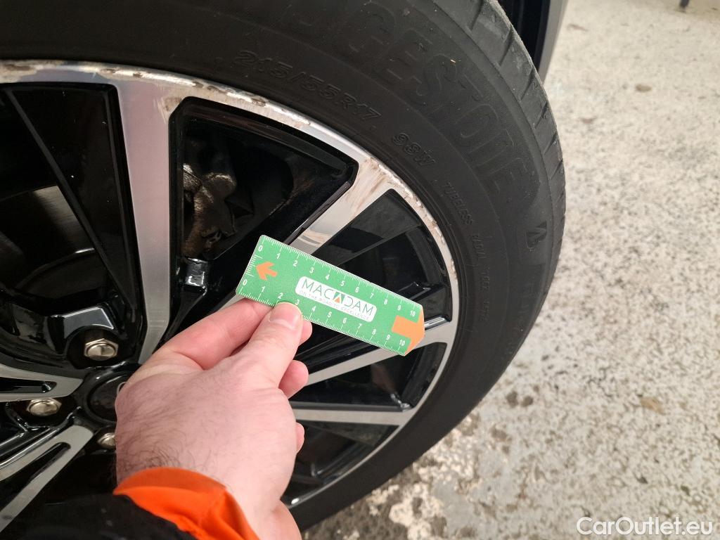  Ford  Puma FORD  / 2019 / 5P / SUV 1.0 EcoBoost Hybrid 155(mHEV) TITANIUM B #28