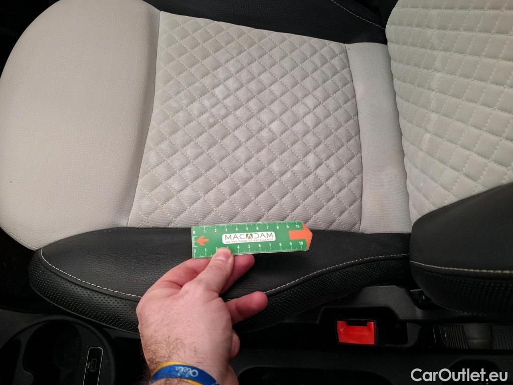  Fiat  500 FIAT  2015 3P Berline 1.0 70ch BSG Dolcevita #28