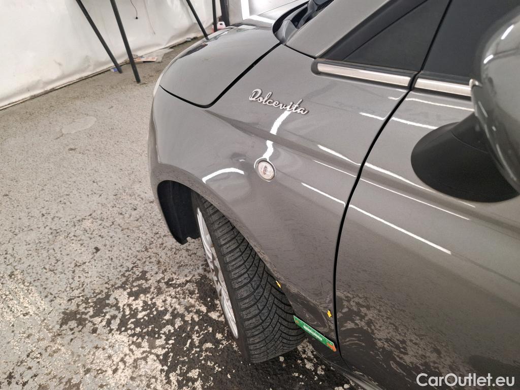  Fiat  500 FIAT  2015 3P Berline 1.0 70ch BSG Dolcevita #7