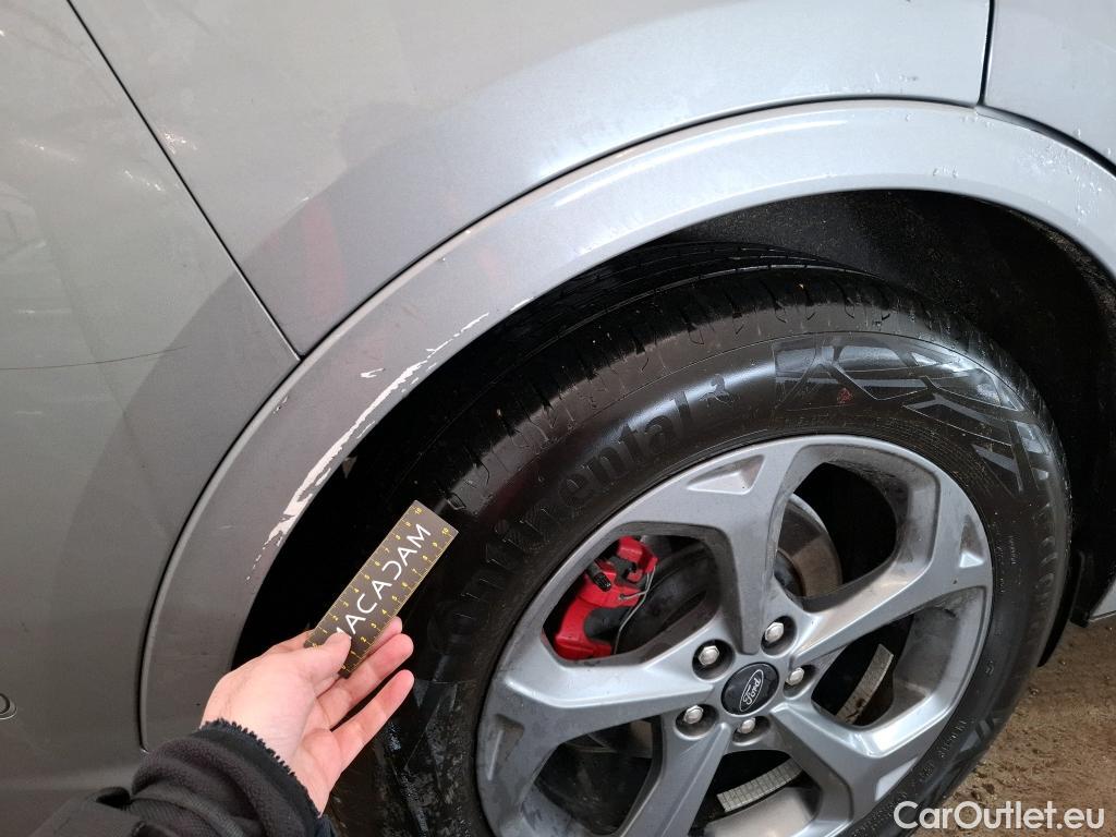  Ford  Kuga  Plug-In Hybrid ST-Line X 2.5 240CV BVAV E6d #5