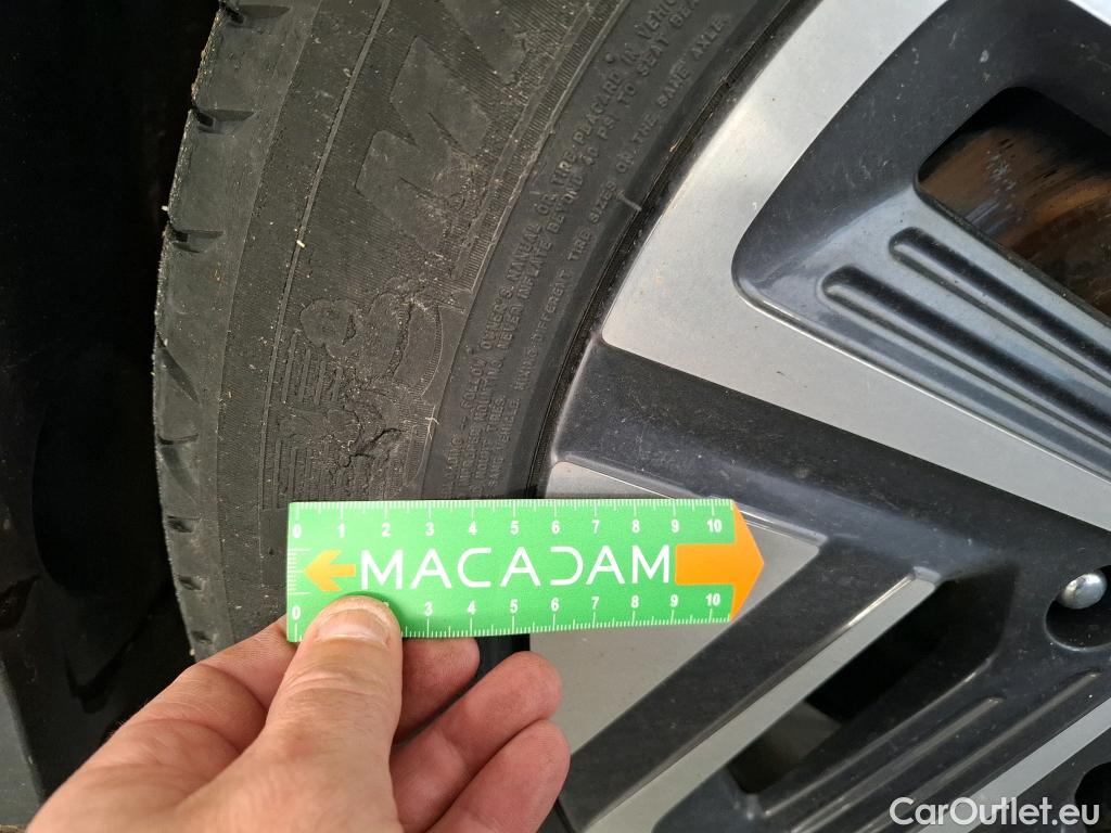  Hyundai  Konna HYUNDAI Kona / 2020 / 5P / SUV ELECTRIQUE 64kWh 204 ch Executive #16