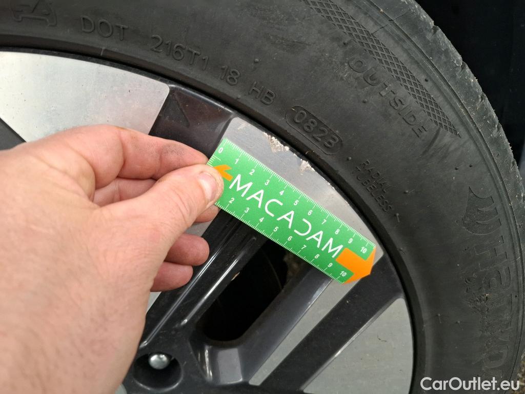  Hyundai  Konna HYUNDAI Kona / 2020 / 5P / SUV ELECTRIQUE 64kWh 204 ch Executive #27