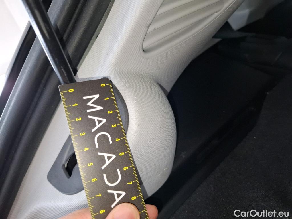  Jeep  Compass JEEP  / 2021 / 5P / SUV 1.3 TURBO T4 240 4XE S OPERATION STOCK #9