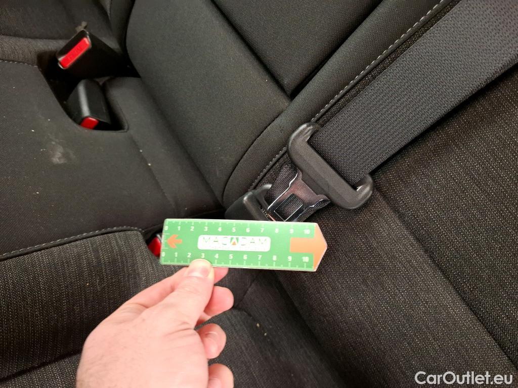  Hyundai  Konna HYUNDAI Kona / 2017 / 5P / SUV ELECTRIQUE 39 kWh 136 ch Intuitive #21