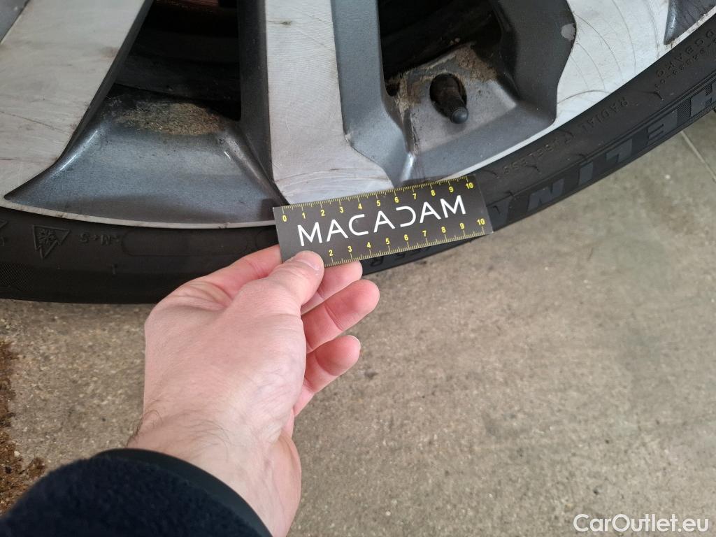  KIA  STONIC KIA  / 2020 / 5P / SUV 1.0 T-GDI 120 MHEV ACTIVE BUSI #25