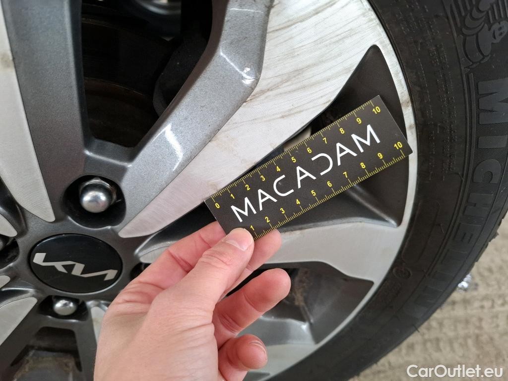  KIA  STONIC KIA  / 2020 / 5P / SUV 1.0 T-GDI 120 MHEV ACTIVE BUSI #32