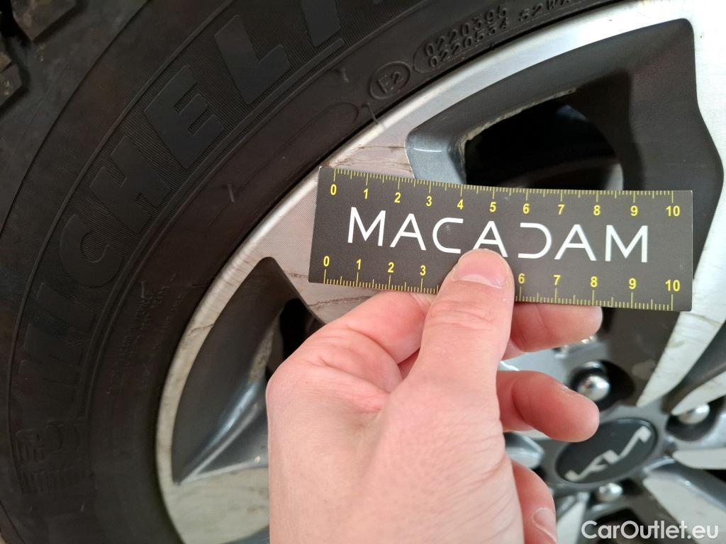  KIA  STONIC KIA  / 2020 / 5P / SUV 1.0 T-GDI 120 MHEV ACTIVE BUSI #20