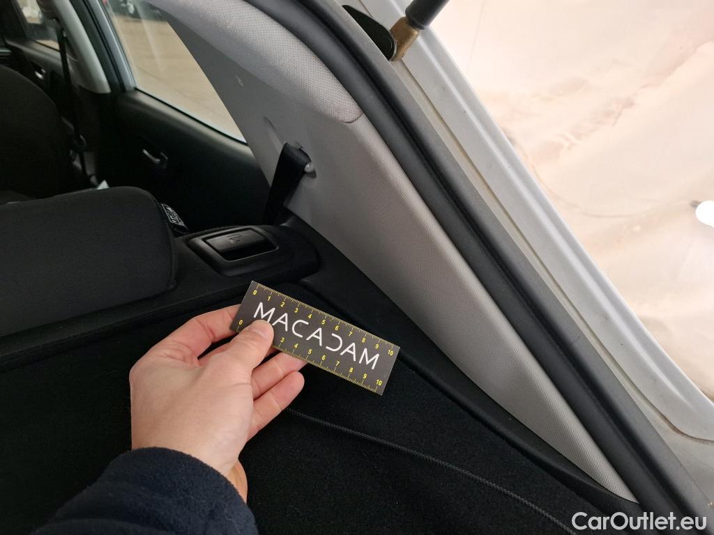  KIA  STONIC KIA  / 2020 / 5P / SUV 1.0 T-GDI 120 MHEV ACTIVE BUSI #42