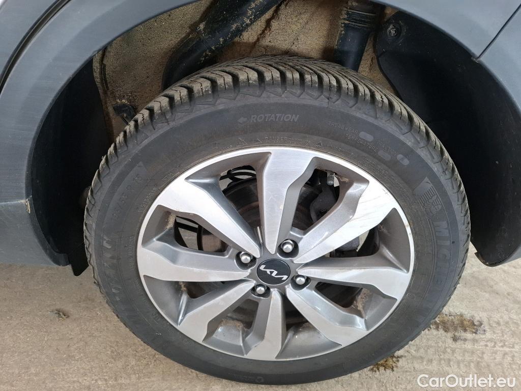  KIA  STONIC KIA  / 2020 / 5P / SUV 1.0 T-GDI 120 MHEV ACTIVE BUSI #27