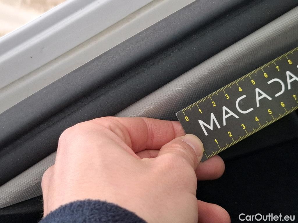  KIA  STONIC KIA  / 2020 / 5P / SUV 1.0 T-GDI 120 MHEV ACTIVE BUSI #35