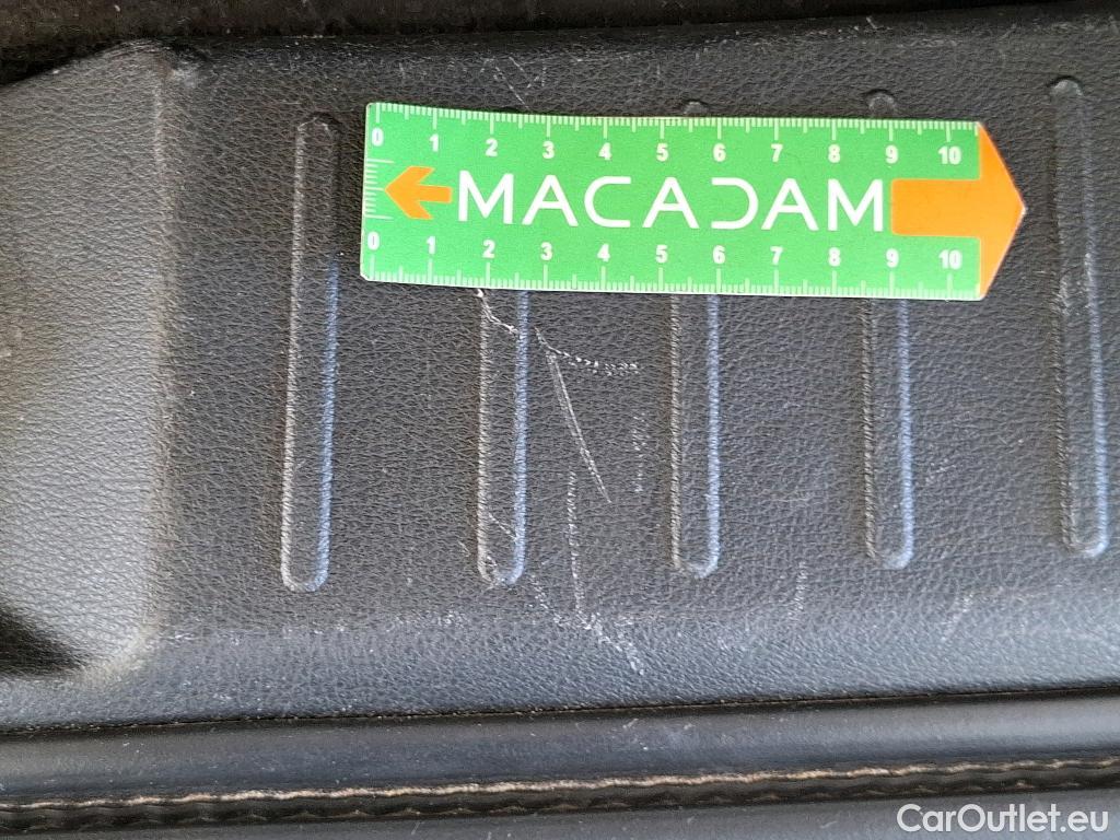  Nissan  Juke NISSAN  / 2019 / 5P / Crossover Hybrid 145 Business+ #23