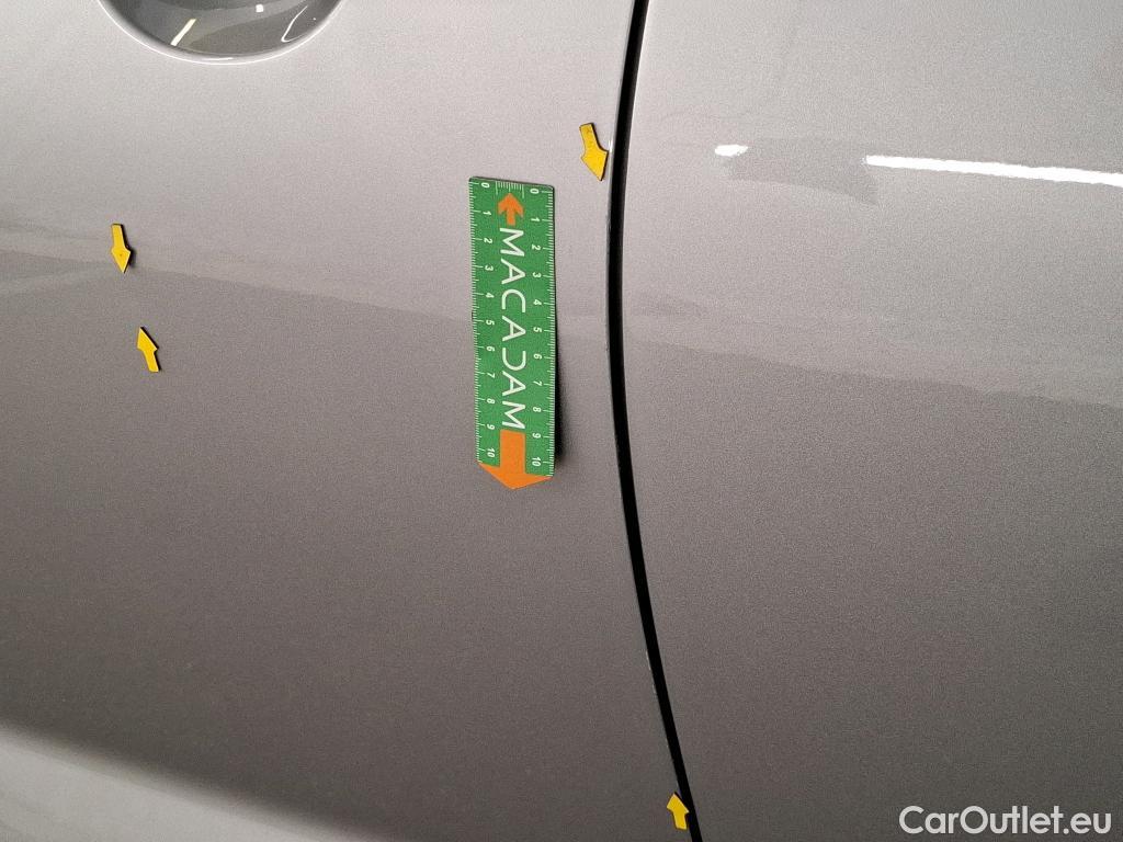  Nissan  Juke NISSAN  / 2019 / 5P / Crossover Hybrid 145 Business+ #6