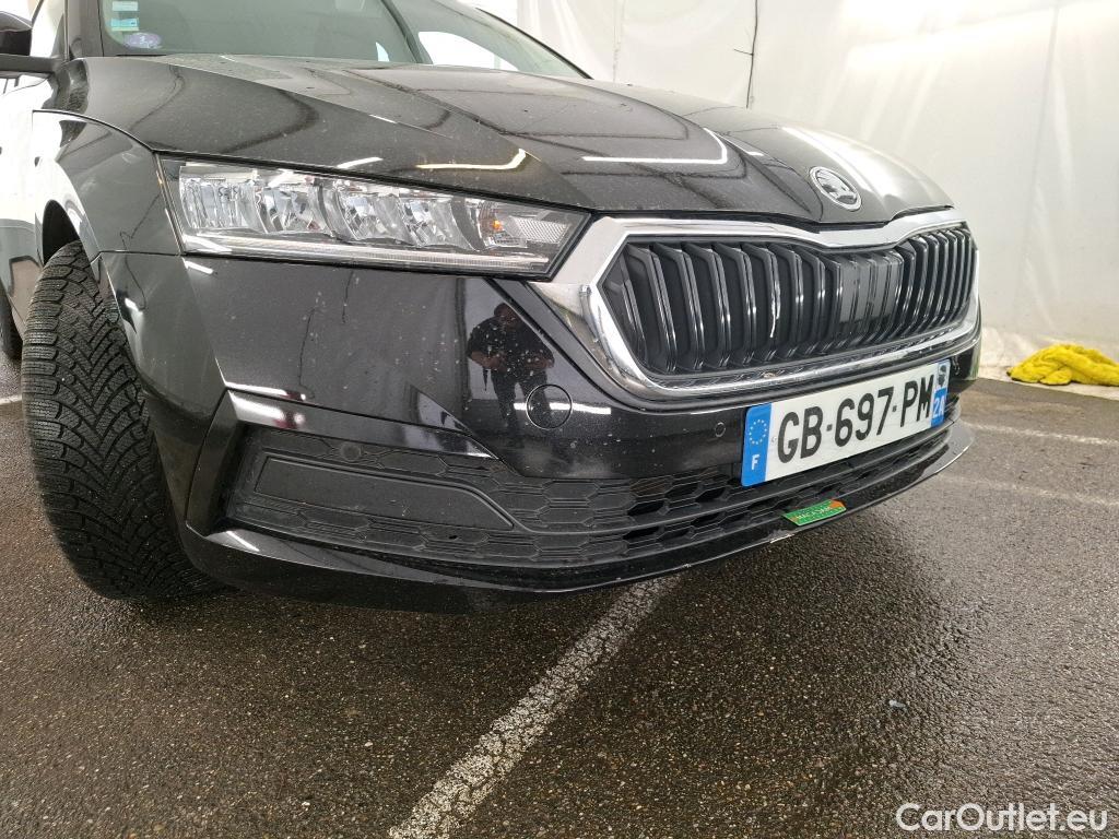 Skoda  Octavia SKODA  Combi / 2020 / 5P / Break 1.4 TSI PHEV iV 204 DSG6e Business #9