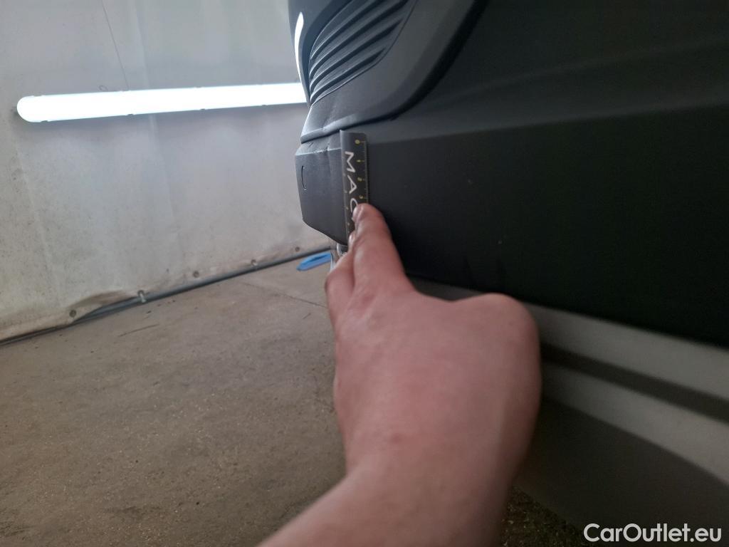  Renault  Captur RENAULT  / 2019 / 5P / SUV Business E-Tech hybride rechargeable 160 #3