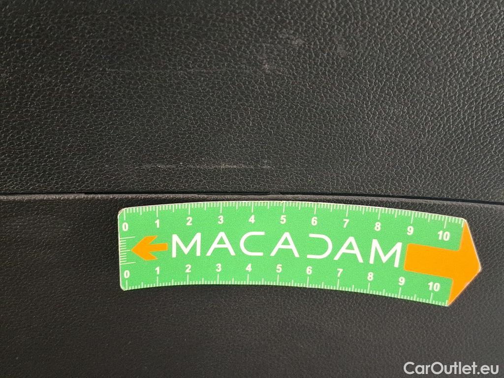  Renault  Captur  II Evolution 1.6 E-TECH Hybrid 145CV BVA6 E6d #16