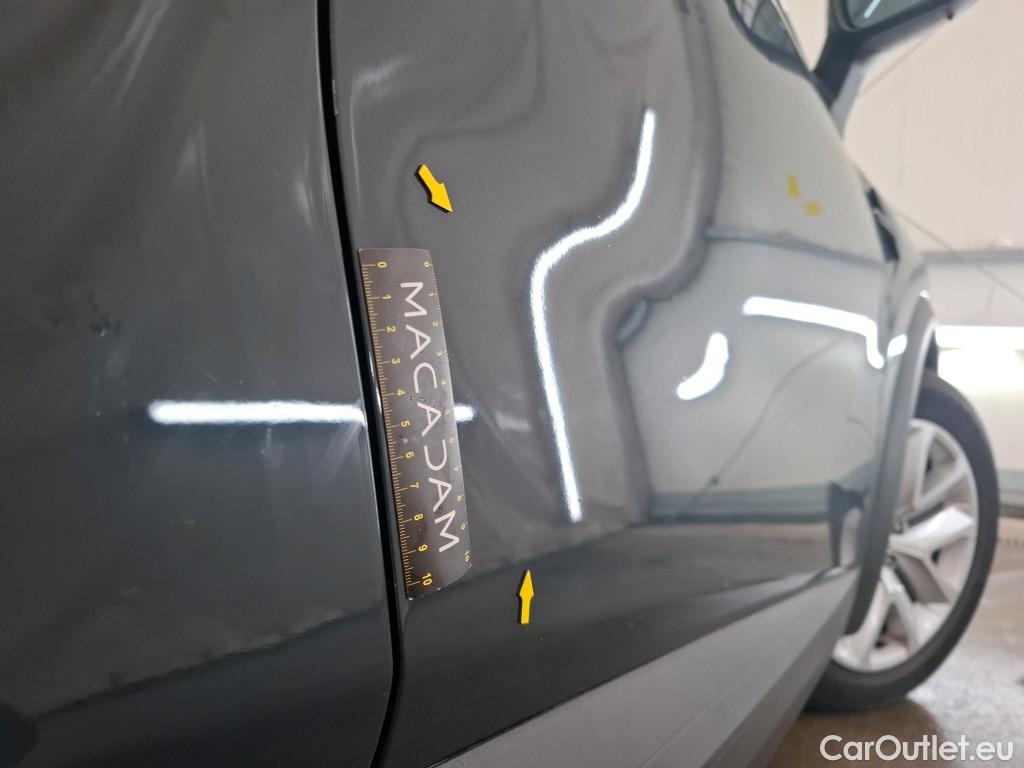  Renault  Captur RENAULT  / 2019 / 5P / SUV Business E-Tech hybride rechargeable 160 #12