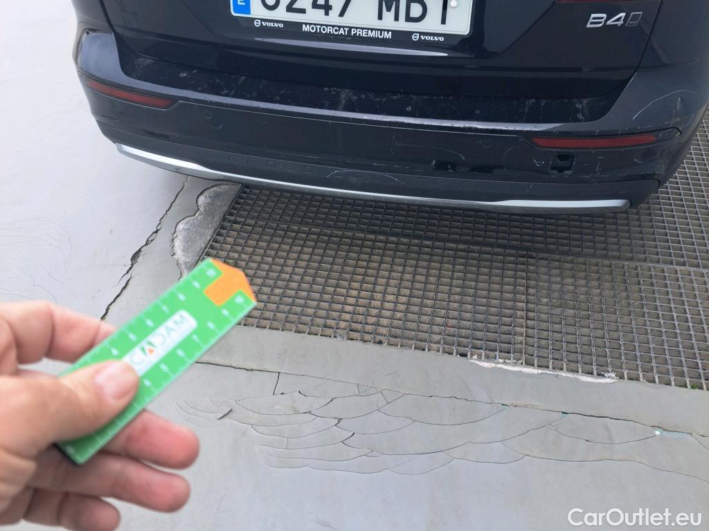  Volvo  V60 VOLVO  Cross Country / 2018 / 5P /  2.0 B4 (D) AWD C.C Core Auto #45