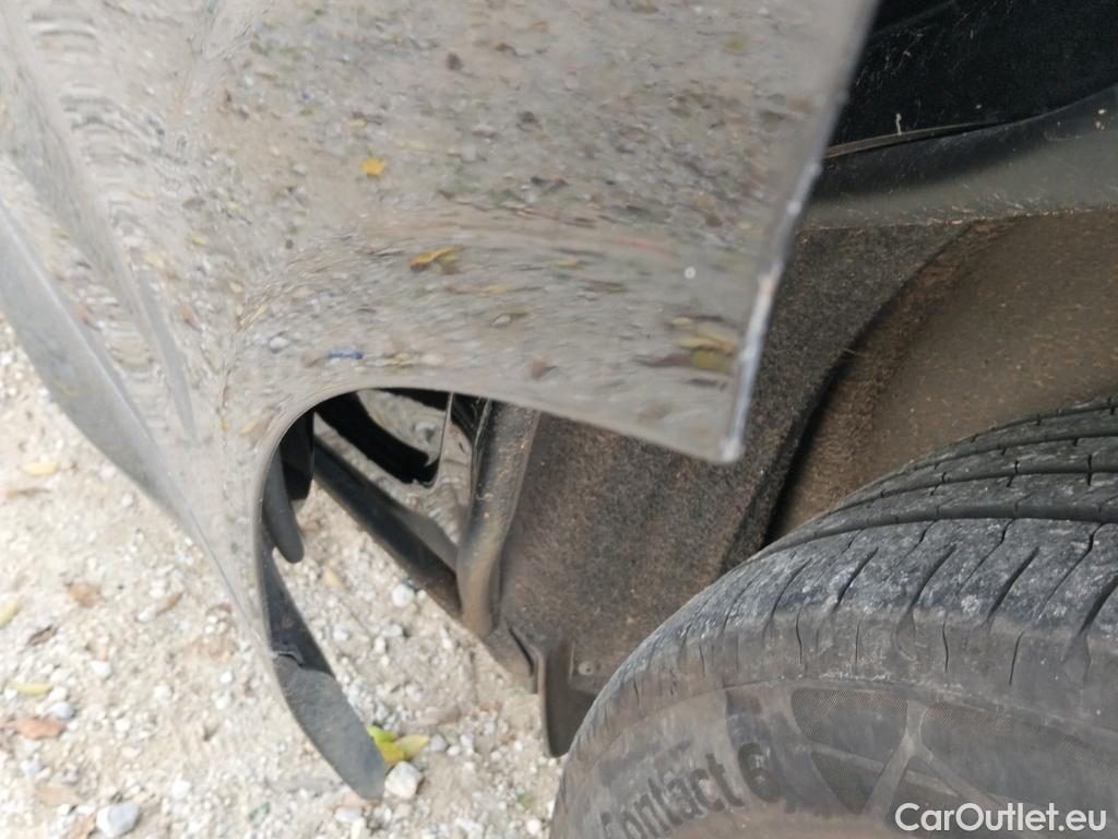  Volvo  XC60 VOLVO  / 2017 / 5P / todoterreno 2.0 T6 AWD Recharge R-Design Auto #3