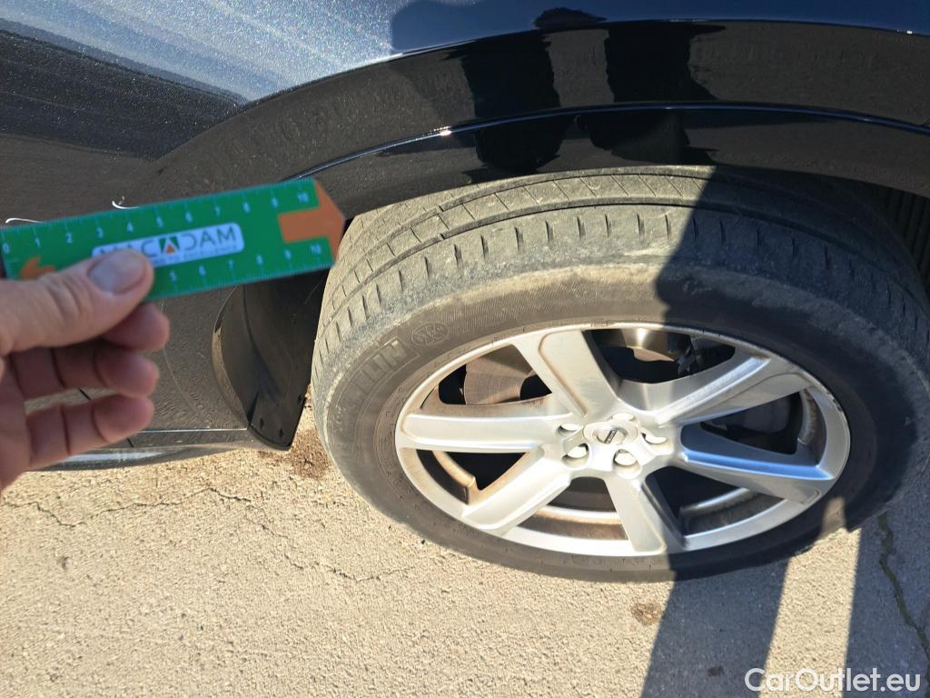  Volvo  XC90 VOLVO  / 2019 / 5P / todoterreno 2.0 T8 AWD Business Plus Auto #32