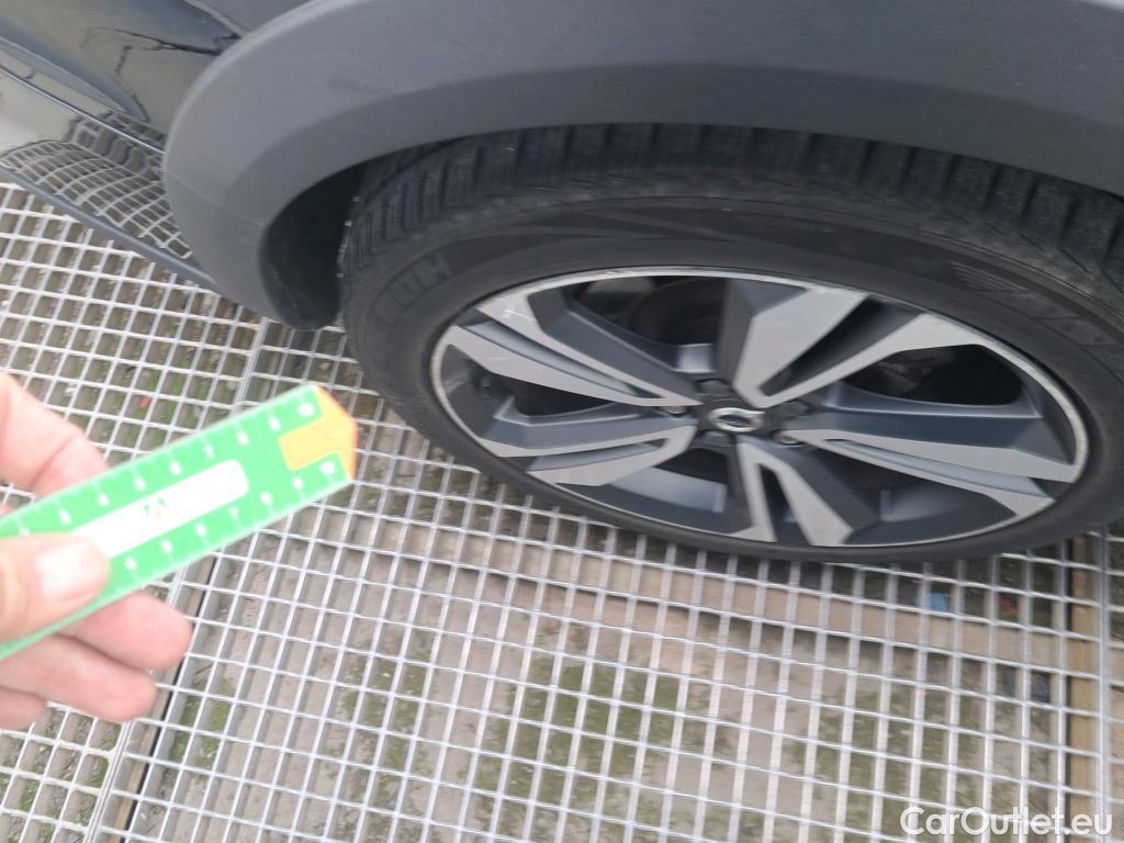  Volvo  V60 VOLVO  Cross Country / 2018 / 5P /  2.0 B4 (D) AWD C.C Core Auto #7