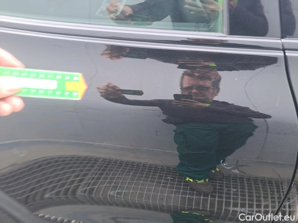  Volvo  V60 VOLVO  Cross Country / 2018 / 5P /  2.0 B4 (D) AWD C.C Core Auto #37