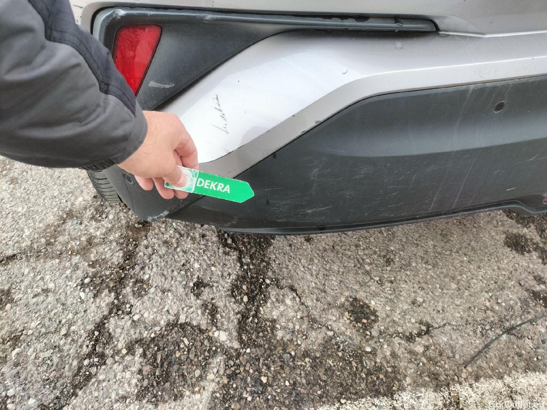  Toyota  C-HR TOYOTA  / 2016 / 5P / todoterreno 1.8 125H Advance (CX) #36