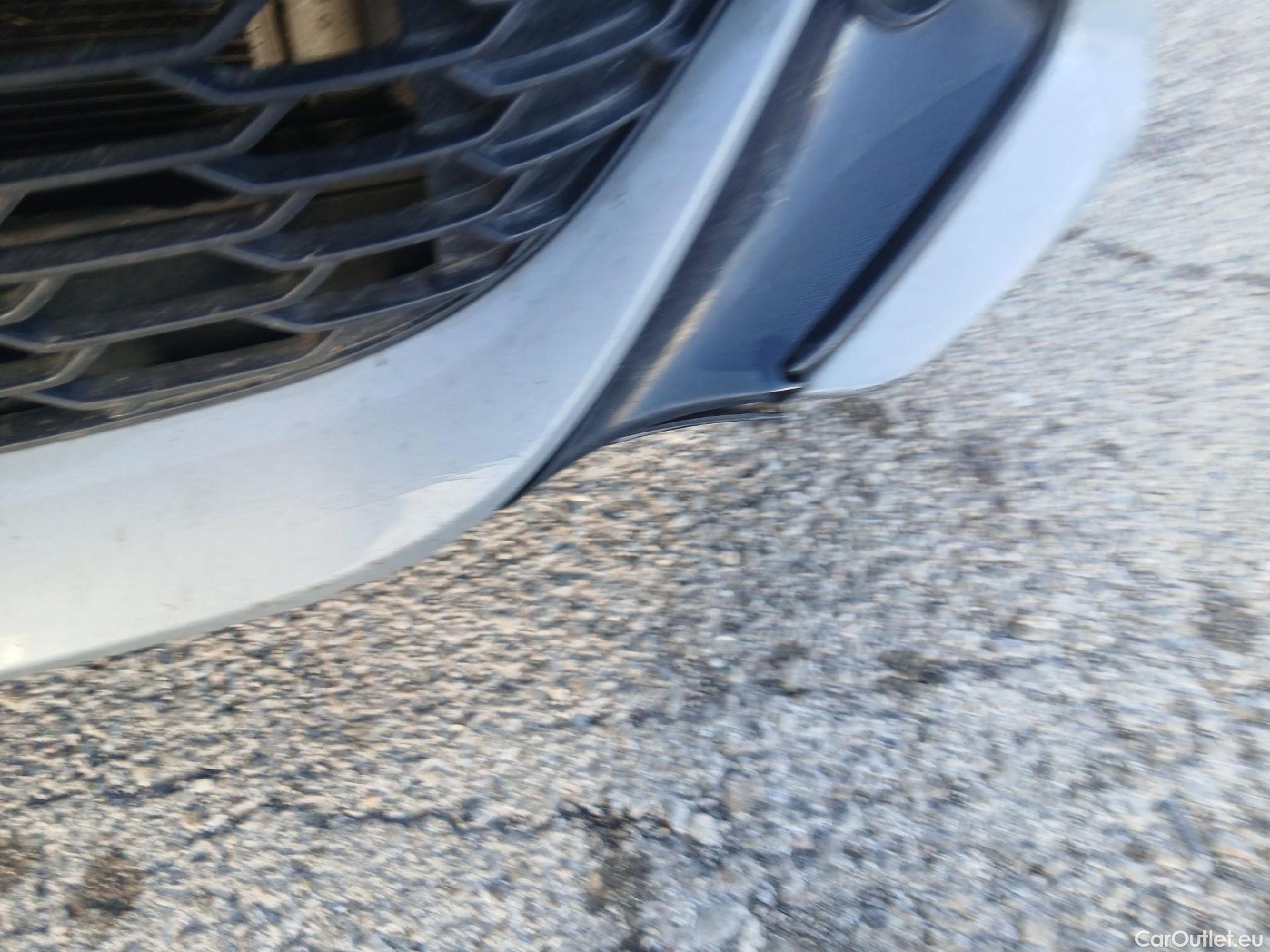  Toyota  Corolla TOYOTA  / 2019 / 5P / familiar 1.8 125H ACTIVE TECH E-CVT TOU SPORT #3