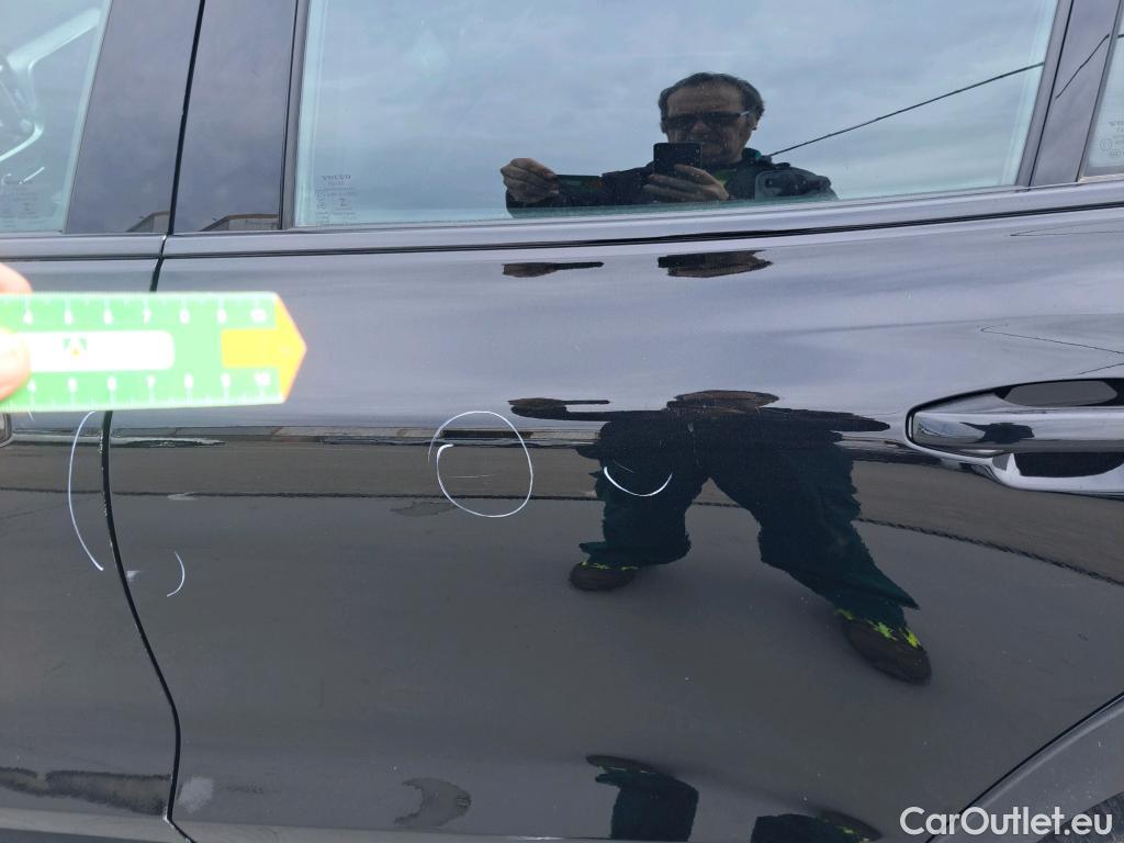  Volvo  V60 VOLVO  Cross Country / 2018 / 5P /  2.0 B4 (D) AWD C.C Core Auto #41