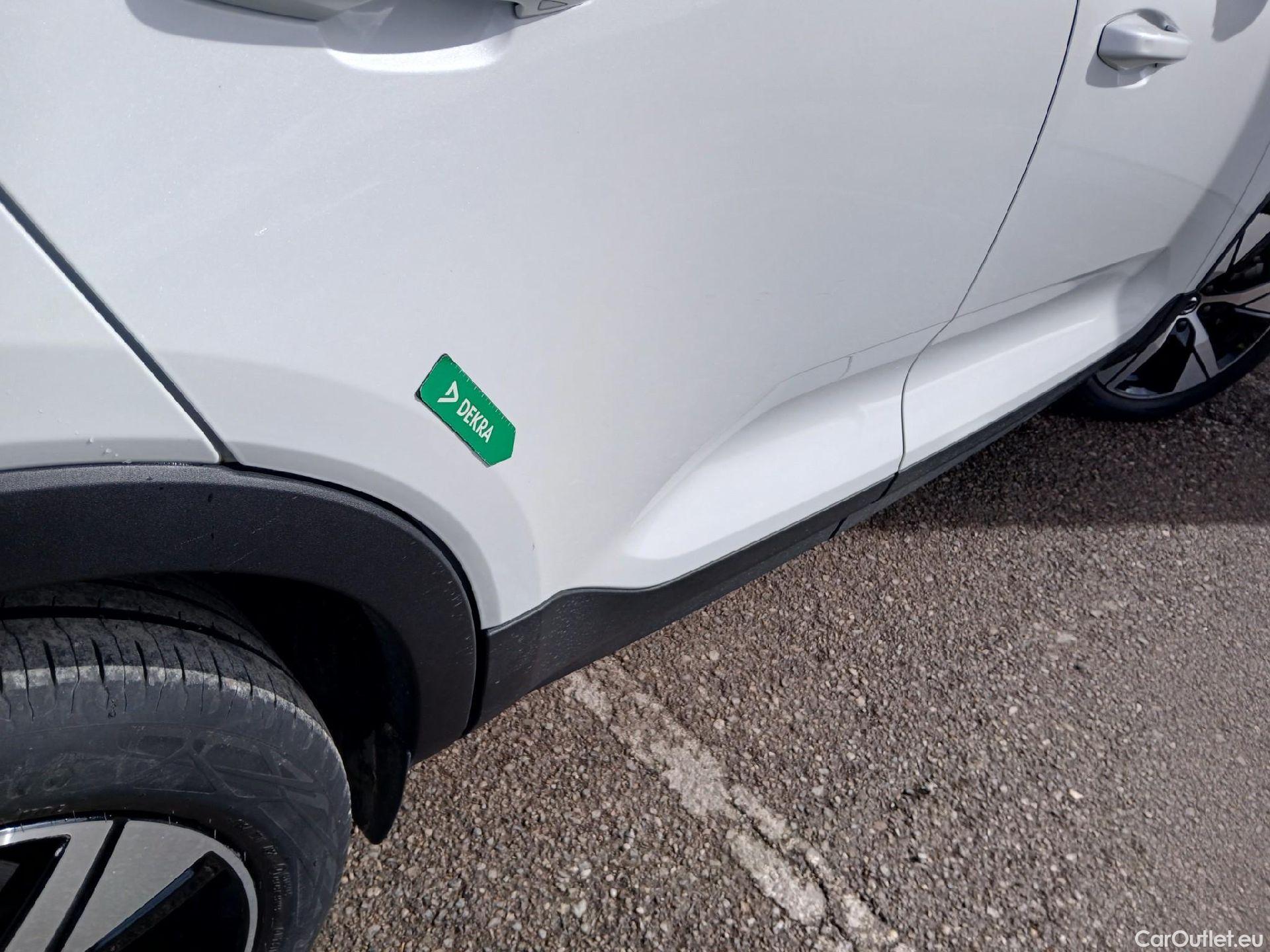  Volvo  XC 40 VOLVO XC40 / 2017 / 5P / todoterreno 1.5 T5 Twin Recharge R-Design Auto #28