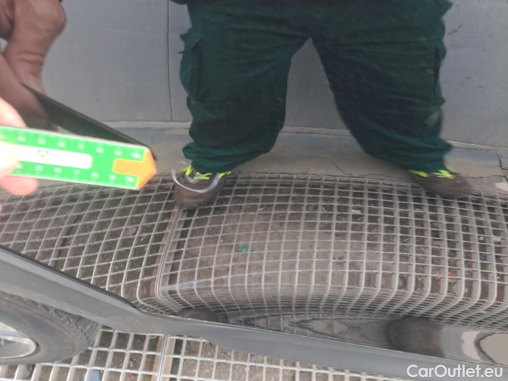  Volvo  V60 VOLVO  Cross Country / 2018 / 5P /  2.0 B4 (D) AWD C.C Core Auto #40