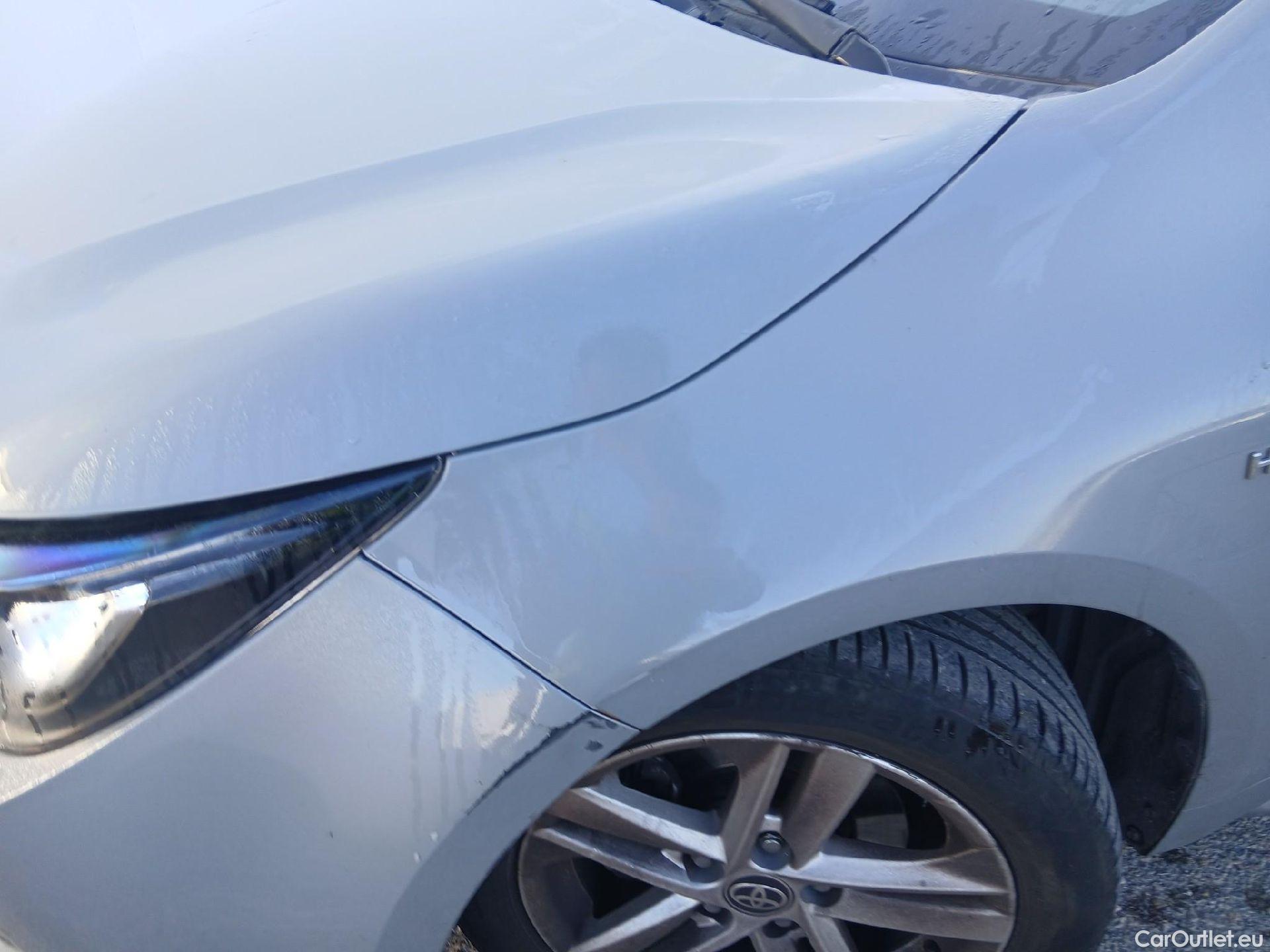  Toyota  Corolla TOYOTA  / 2019 / 5P / familiar 1.8 125H ACTIVE TECH E-CVT TOU SPORT #6